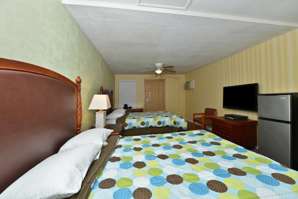 Savannah Inn And Suites Savannah Port Area Room photo